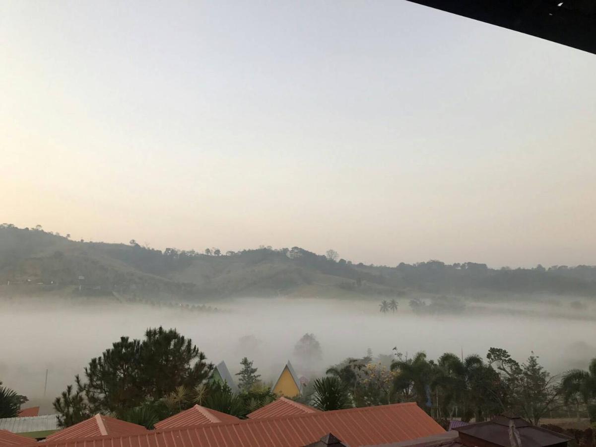 ภูน้ำทิพย์ รีสอร์ท Ban Huai Phai Exteriör bild