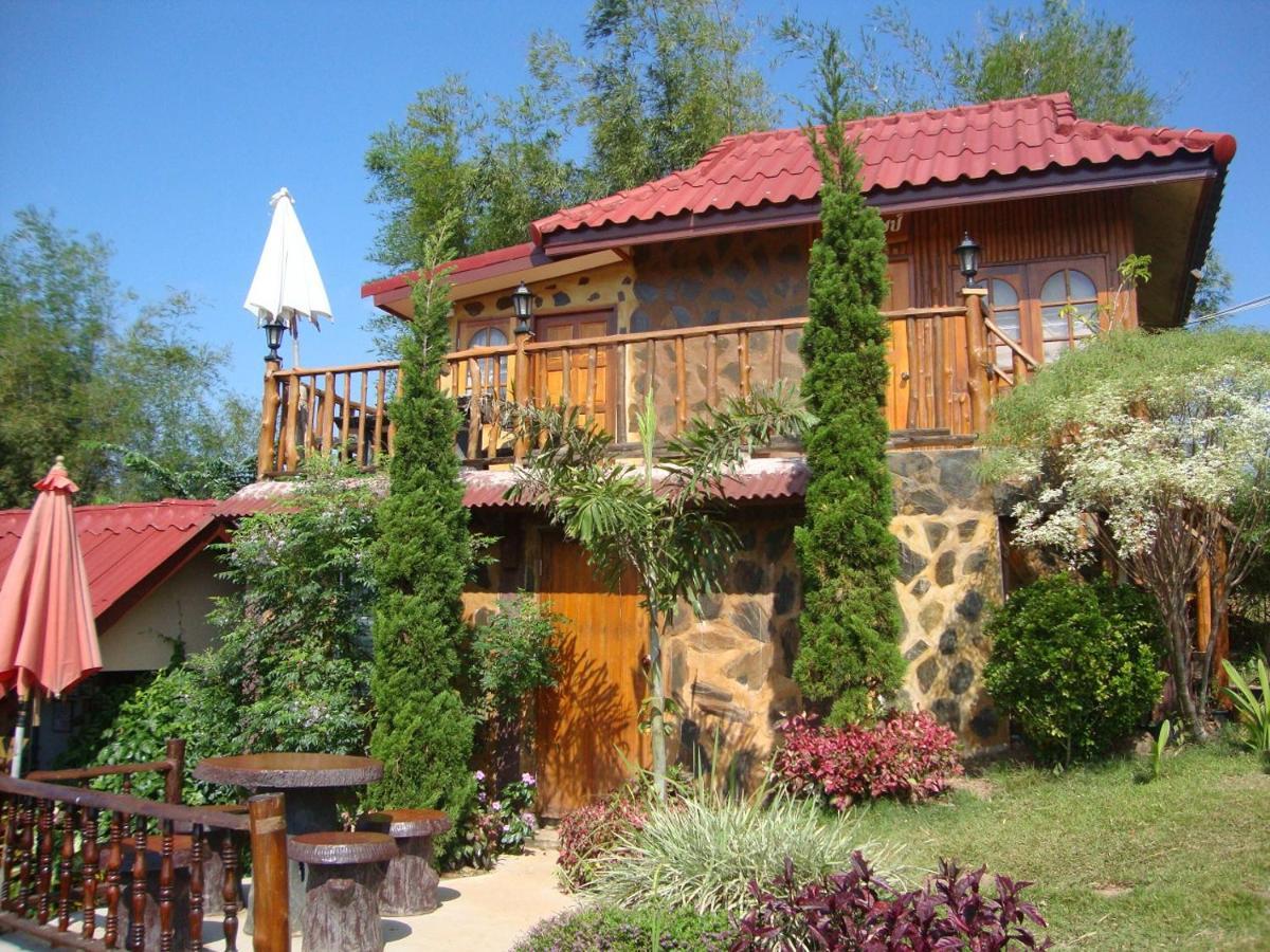 ภูน้ำทิพย์ รีสอร์ท Ban Huai Phai Exteriör bild