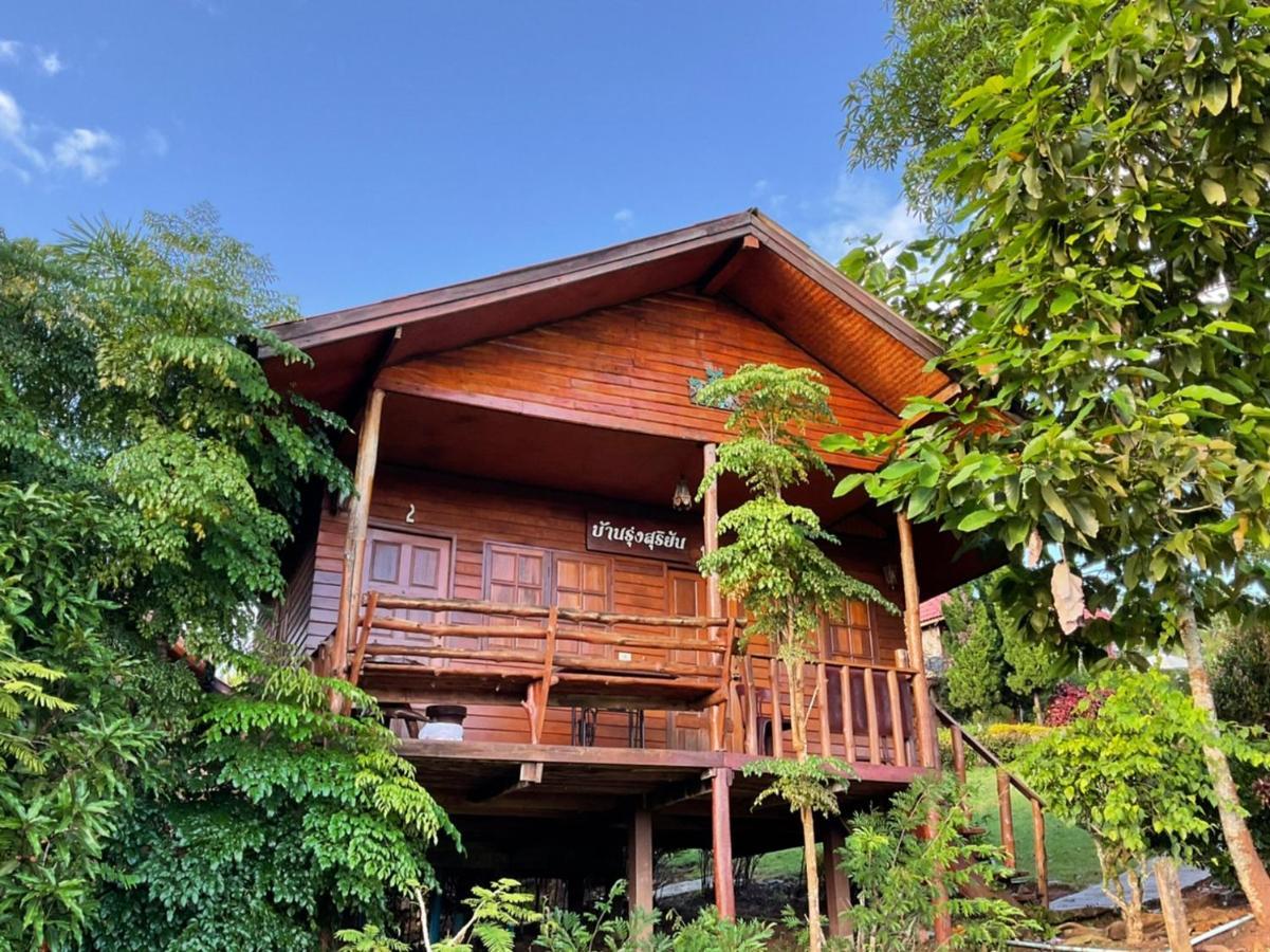 ภูน้ำทิพย์ รีสอร์ท Ban Huai Phai Exteriör bild
